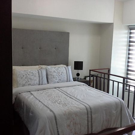 Apartamento Eton Parkview Makati City Exterior foto