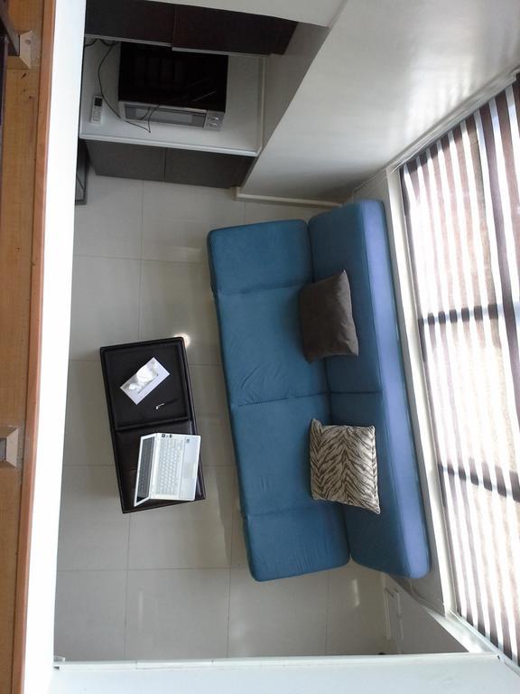 Apartamento Eton Parkview Makati City Exterior foto