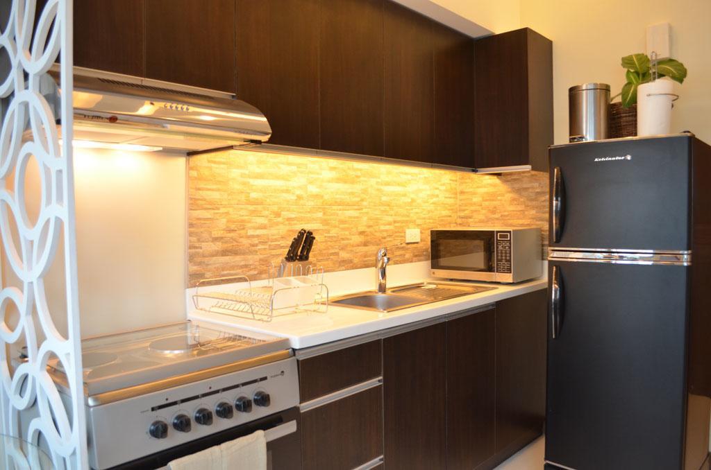 Apartamento Eton Parkview Makati City Exterior foto