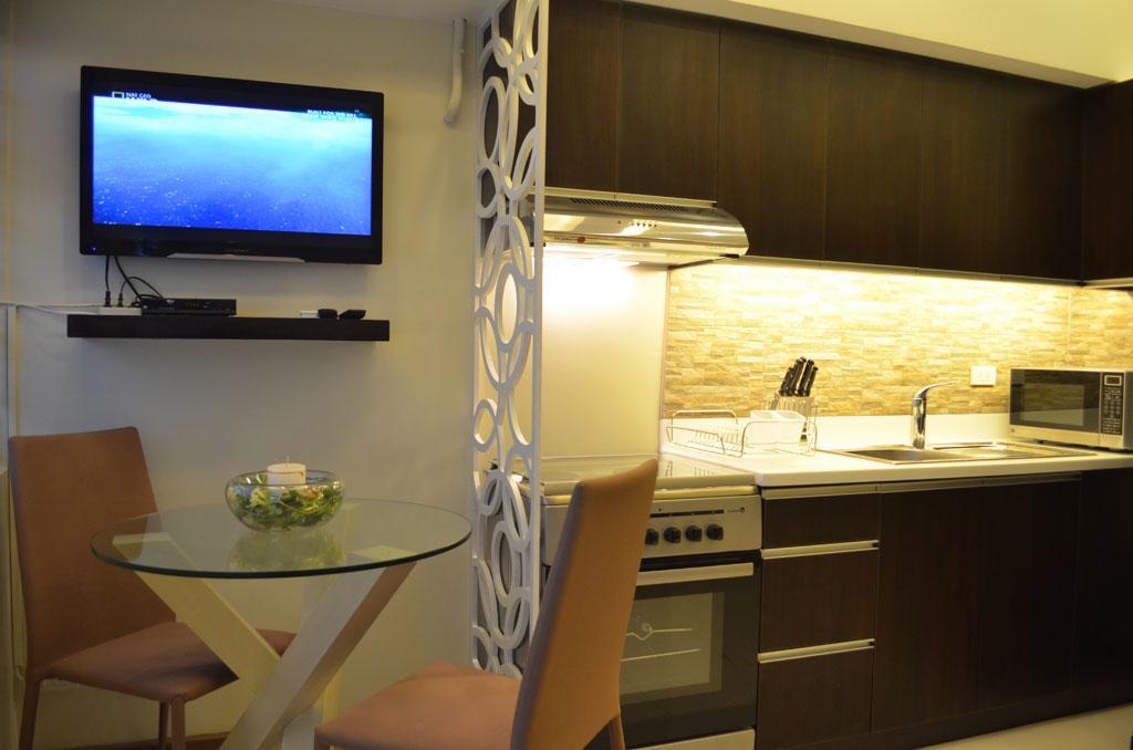 Apartamento Eton Parkview Makati City Exterior foto